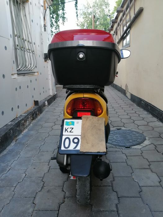 Продам мопед Хонда дио