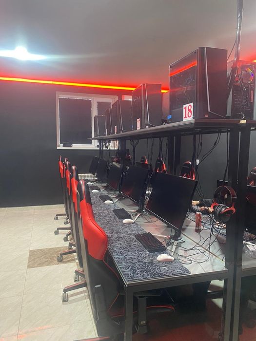 Компютерьный клуб продаются срочно