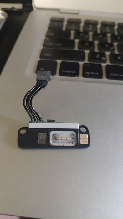 Запчасти MacBook Air