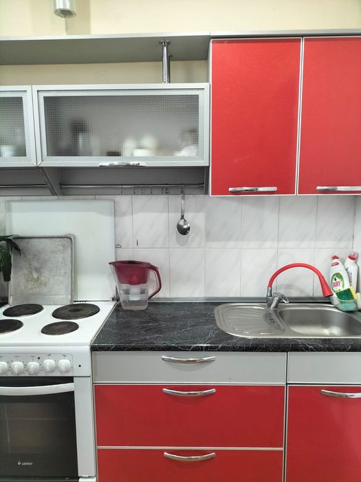 Продам кухонные шкафы срочно
