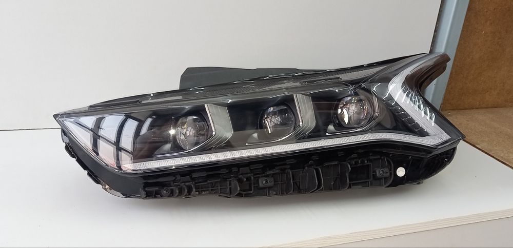 Kia K5 олд фаралар