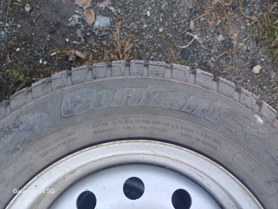 Продам резину зима на 13