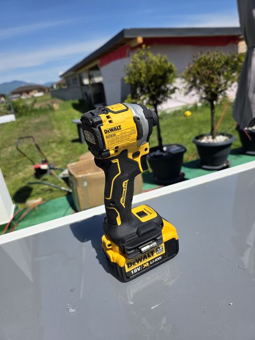 Pistol impact biți Dewalt DCF 850
