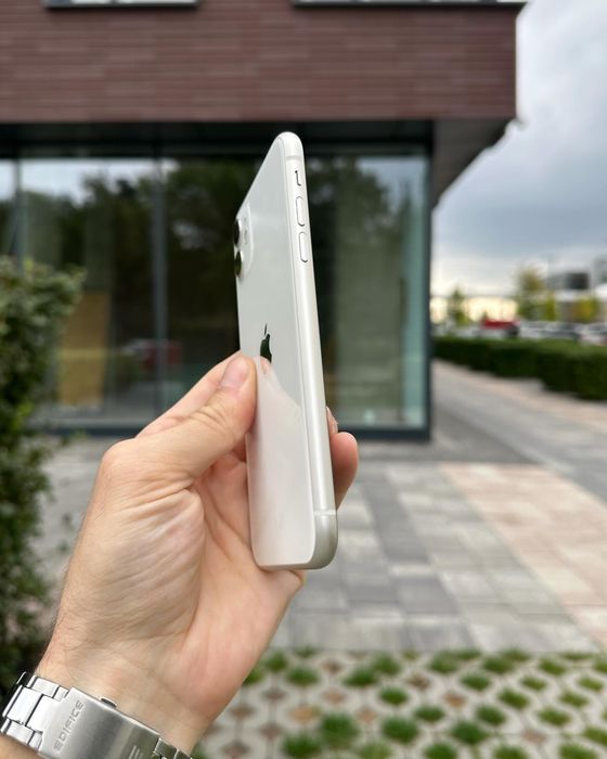 iPhone 11 128гб