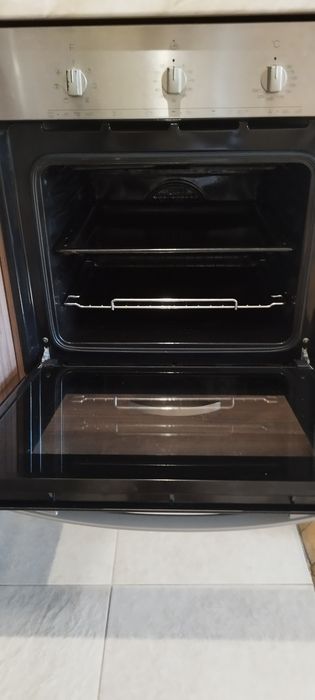 Фурна за вграждане WHIRLPOOL