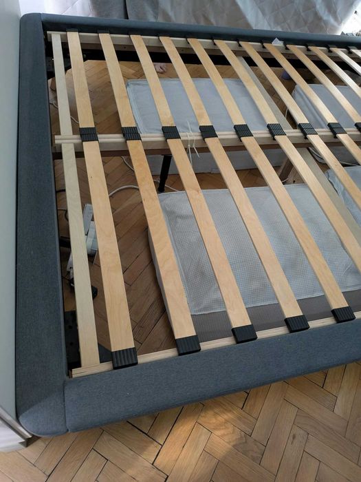 Pat tapițat 160x200 cm (Polonia) + Saltea IKEA + Somieră incluse - Stare perfectă