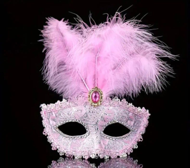 Маски карнавальные венецианские в наличии