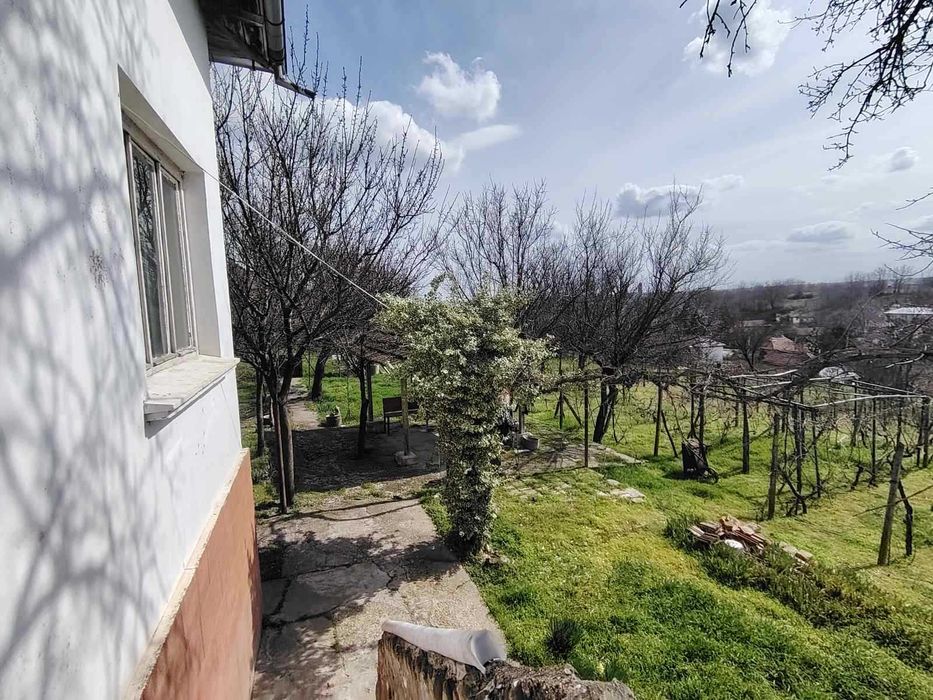 Продава се Къща в Козлодуй - 233 кв.м за 263 €/кв.м - Снимка #2