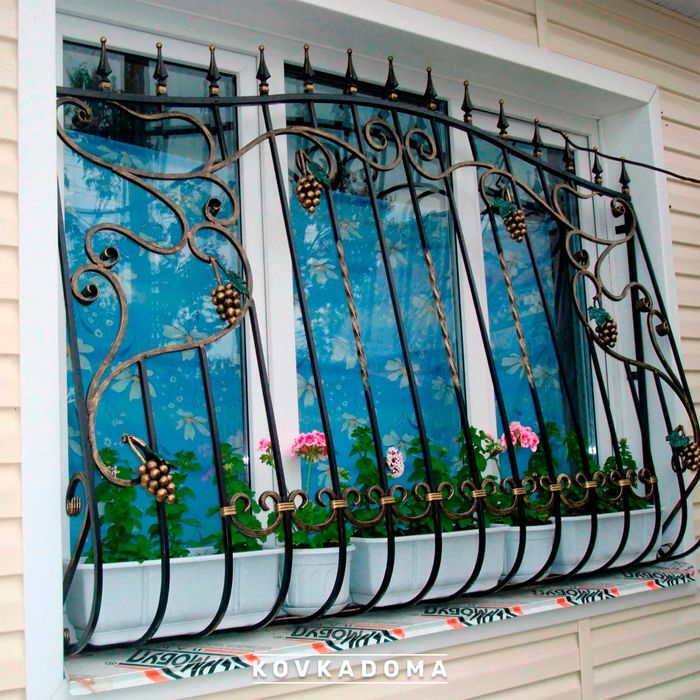 Кованые решетки на окна