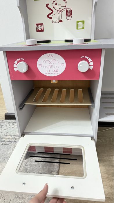 Кухня детская деревянная