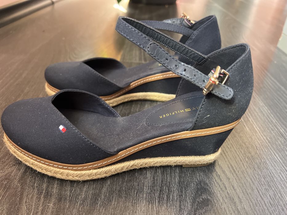 Дамски обувки Tommy Hilfiger