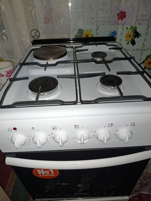 Продам плиту 4-х комфорочную