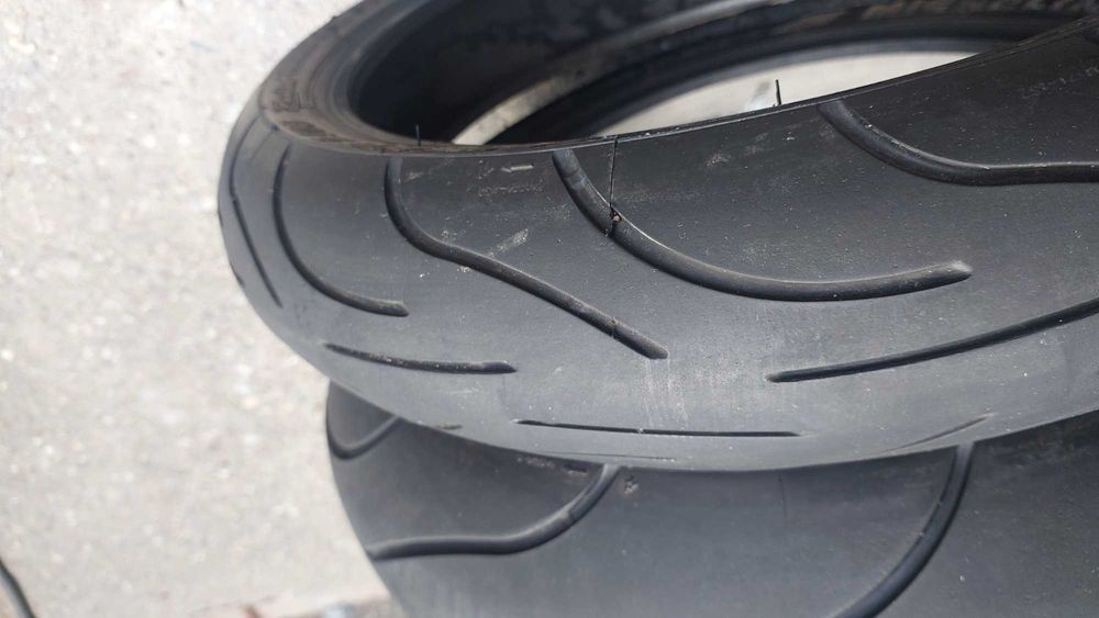 Set 190 50 17 . 120 70 17 dot 2025 Michelin pilot power 2ct