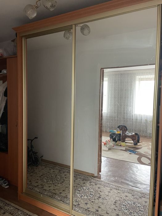 Продам шкаф-купе