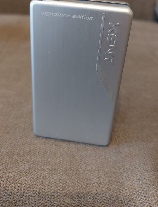 Tabachera Kent Signature Edition