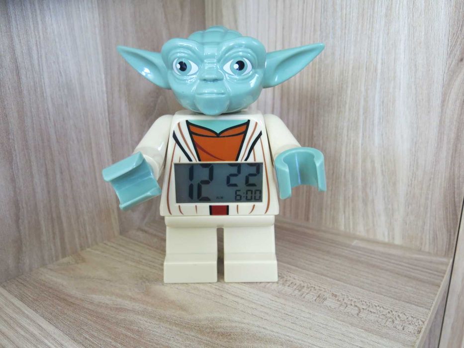 Колекционерски будилник LEGO Star Wars Yoda Alarm Clock, Модел: 9003080