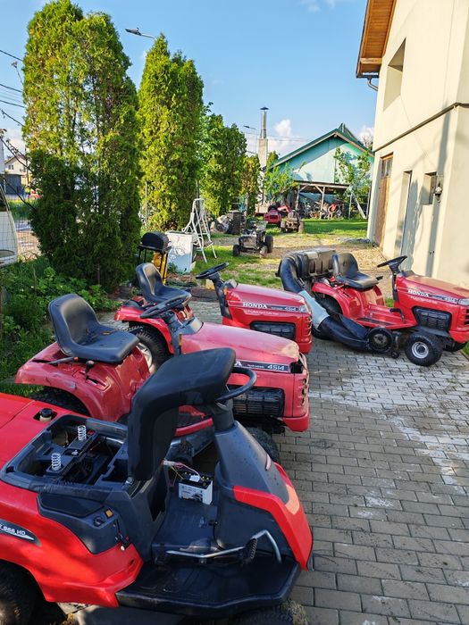 Vând repar tractorașe tuns  Honda