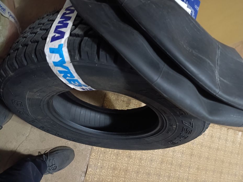 Автошины новые 225/75  R16