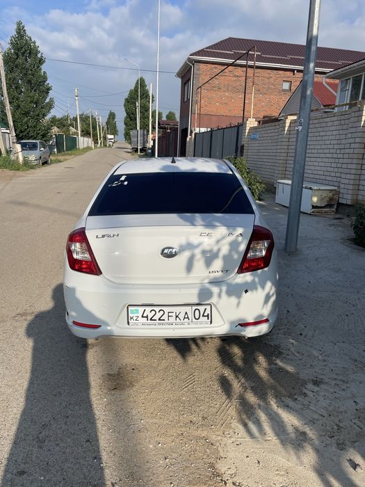 Продам лифан селлия 2015года