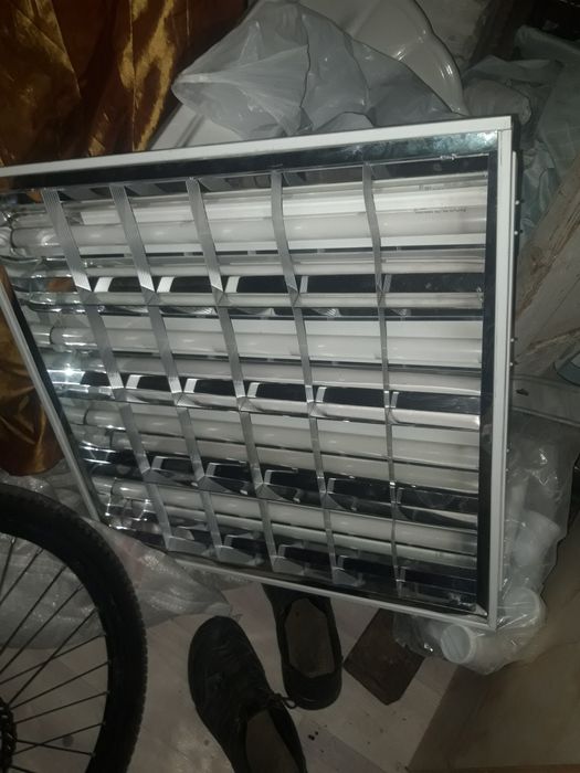 Светильники потолочные. 3 шт.