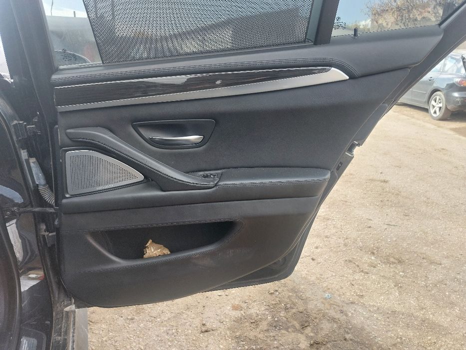 Бмв м5 ф10 bmw m5 f10 оборудване на вратите/ музика Bang & Olufsen