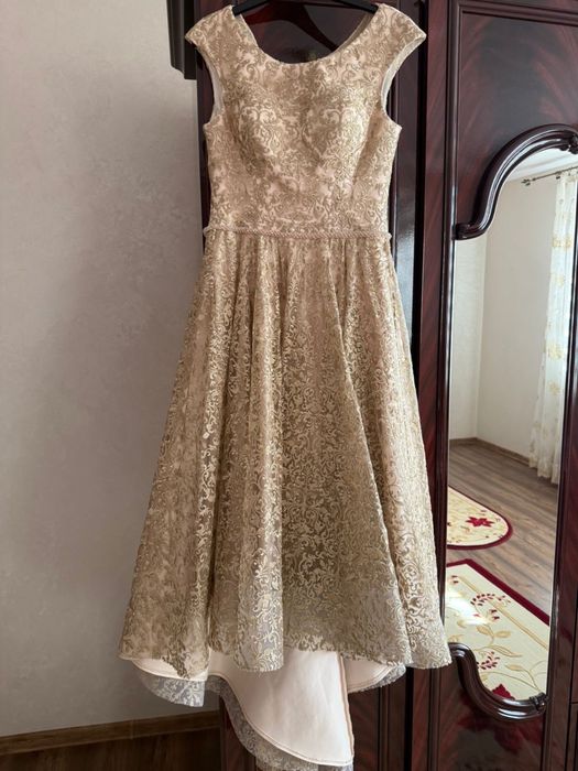 Rochie elegantă/ Rochie de nuntă/ Rochie de bal