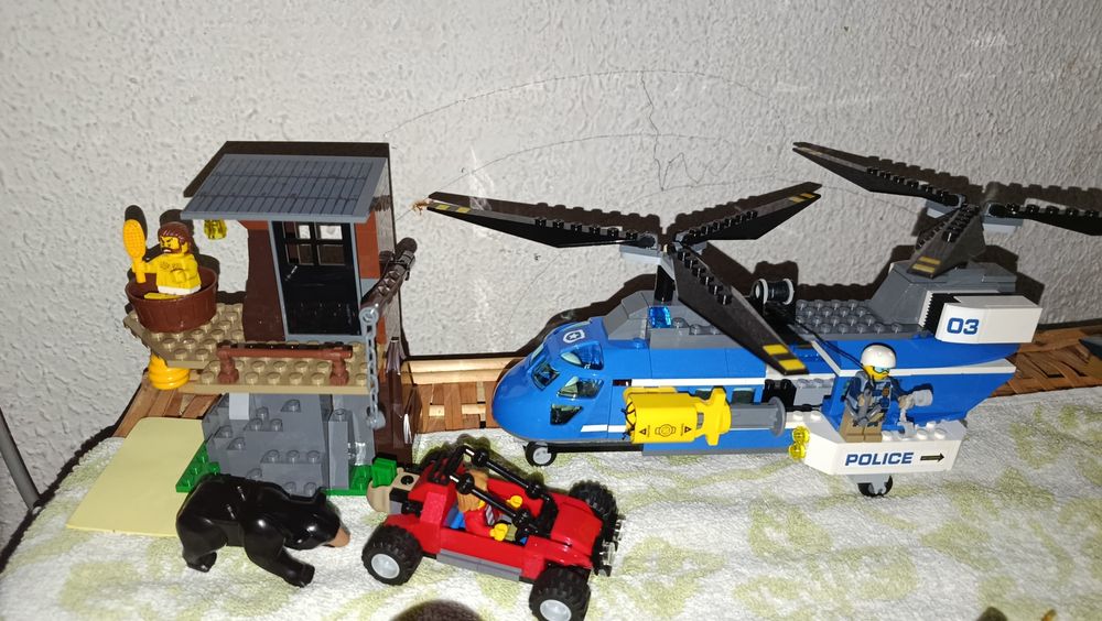 Lego City 60173 Mountain arrest
