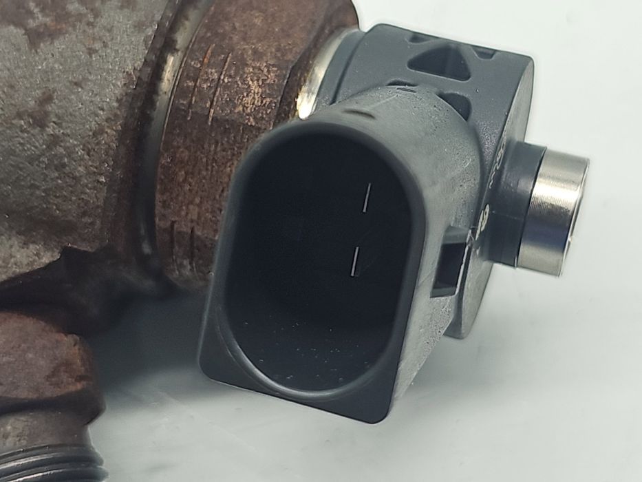 Injector Volkswagen Golf 7 (5G) [Fabr 2014-prezent] 04L130277AK 2.0 TD