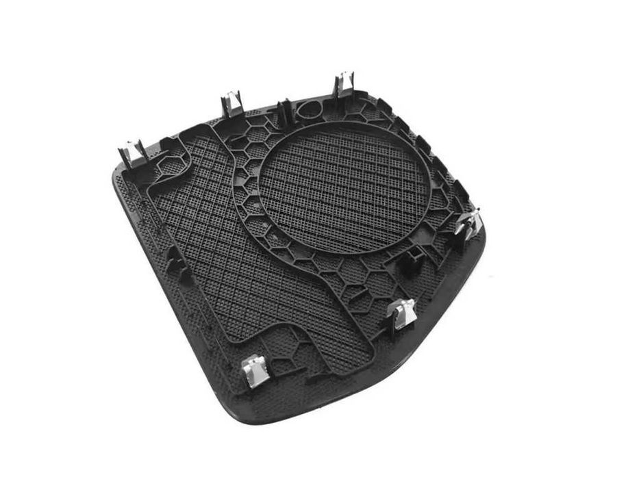 Капак на високоговорителя за Mercedes C-Class W205