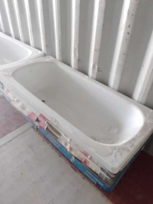 Улица Азаттык дом51   Ванна  НОВЫЕ