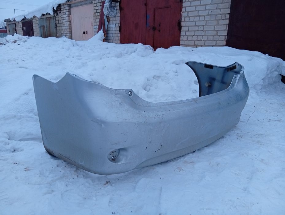 Бампера Тойота корола оригинал!