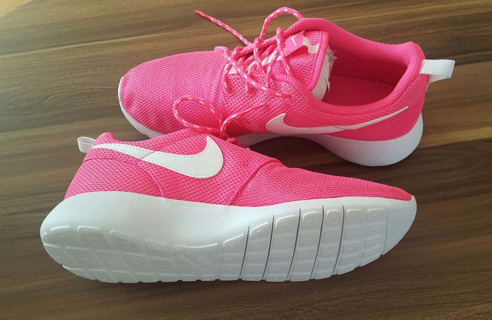Маратонки Найк Nike розови 38.5