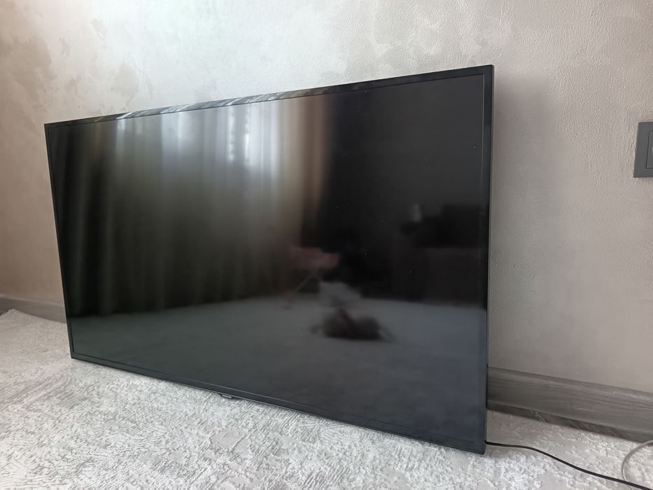 Самсунг ЛЭД телевизор