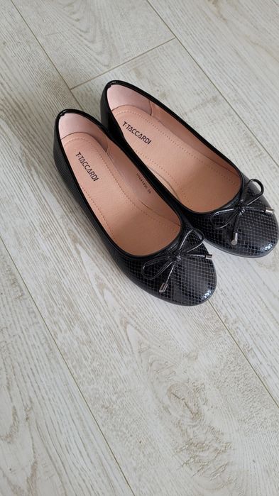 Танкетки без каблука