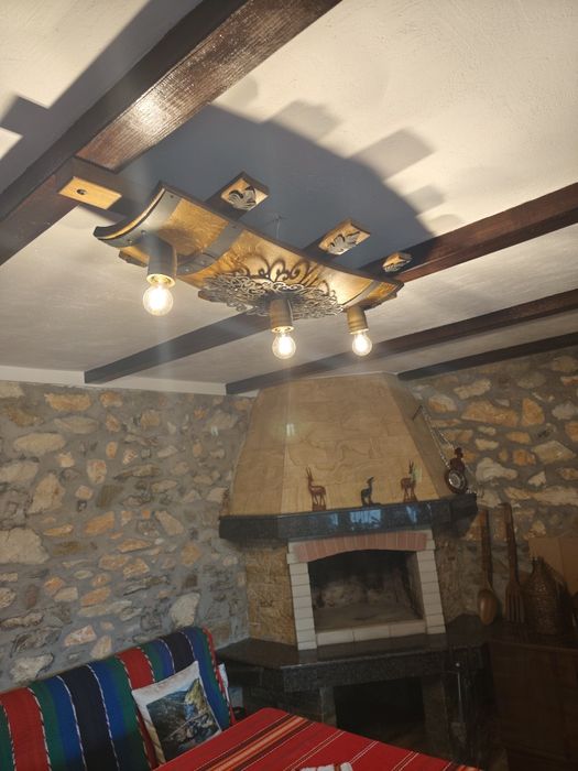 Ръчно изработено битово осветление