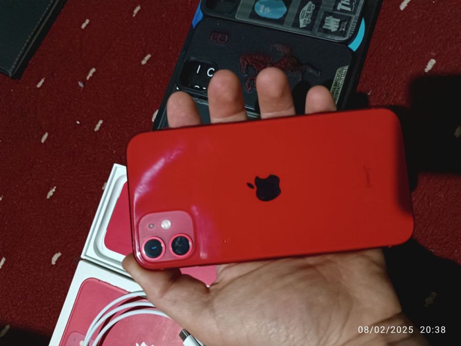 Iphone 11 garantiyasi bor 128