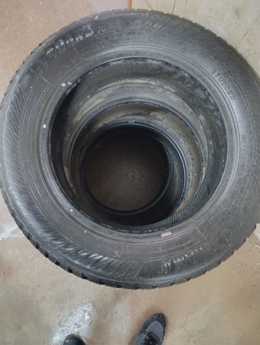 Зимные шины комплект