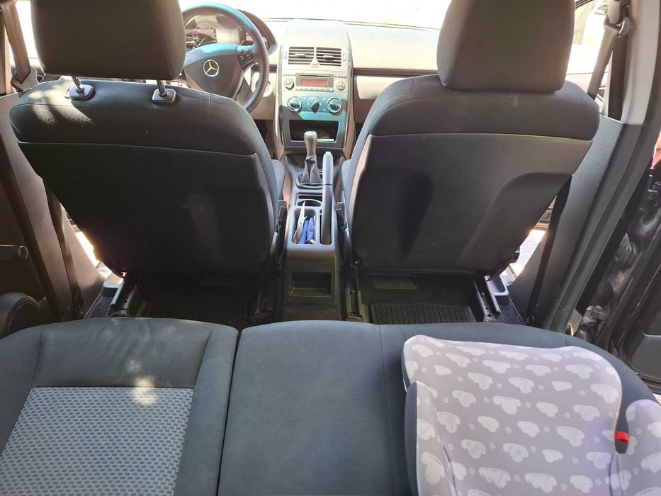 Продавам Mercedes-Benz A 180