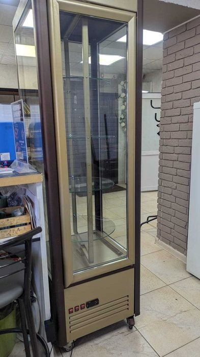 Холодильник б/у в рабочем состоянии