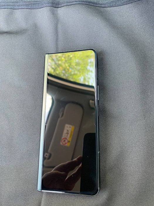 Samsung Galaxy Fold 3/256g