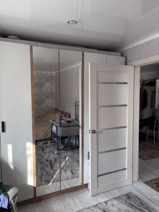 Продам трехкомнатную квартиру