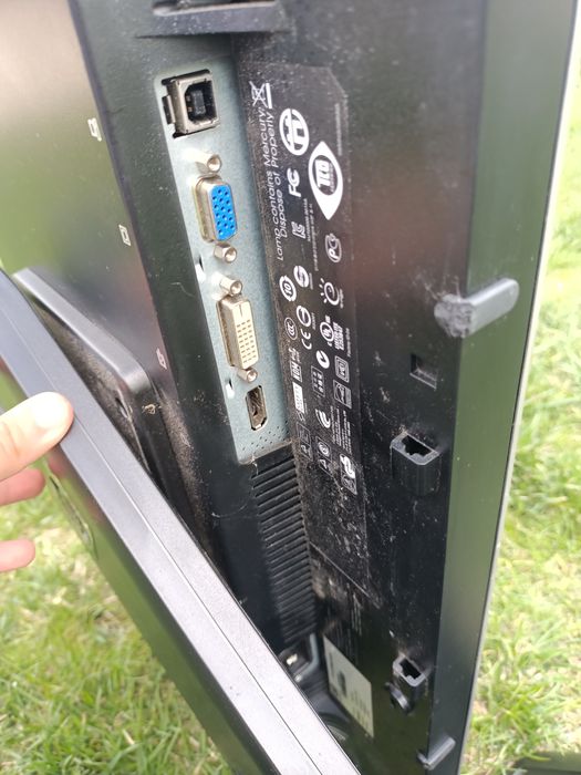 Monitor HP în stare buna