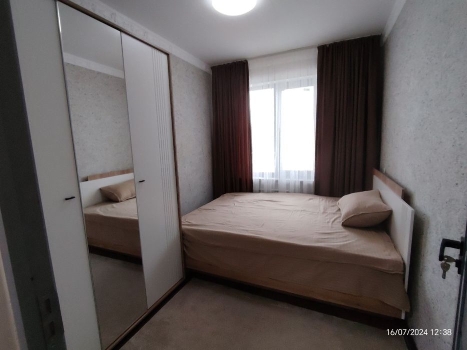 Сдаётся 2 комнатная квартира рядом с метро космонавт от собственника.