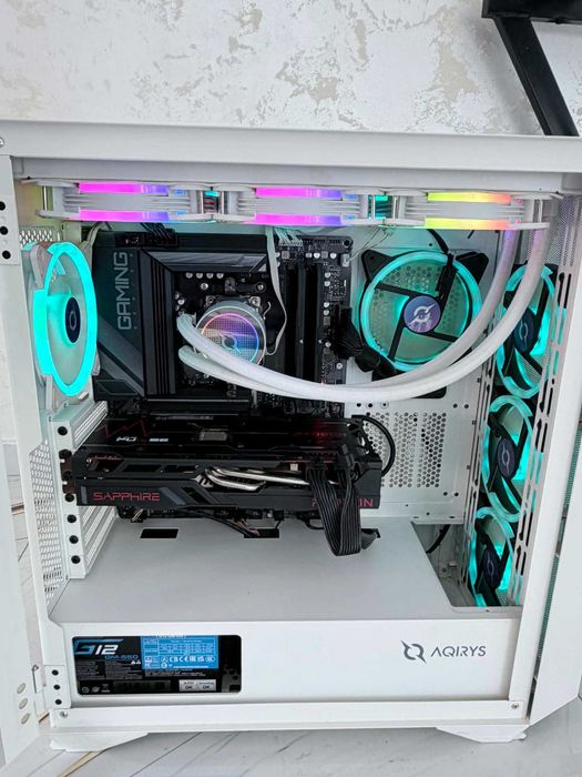 Asamblare PC-uri la Comandă | Gaming & Workstation | Cable Management Profesional