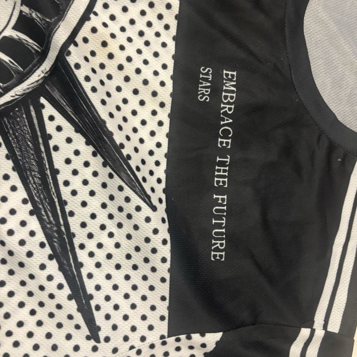 T-shirt (streetwear)