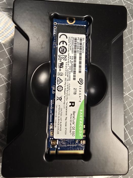 SSD NVMe 2TB Seagate BarraCuda Q5 – Testat CrystalDisk – Stare Excelen