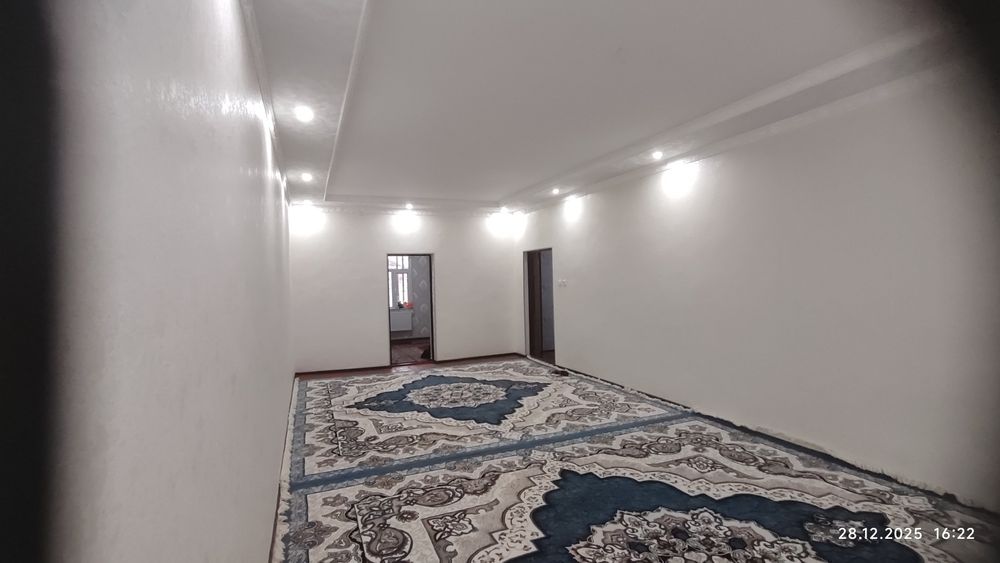 Ховли Уй сотилади