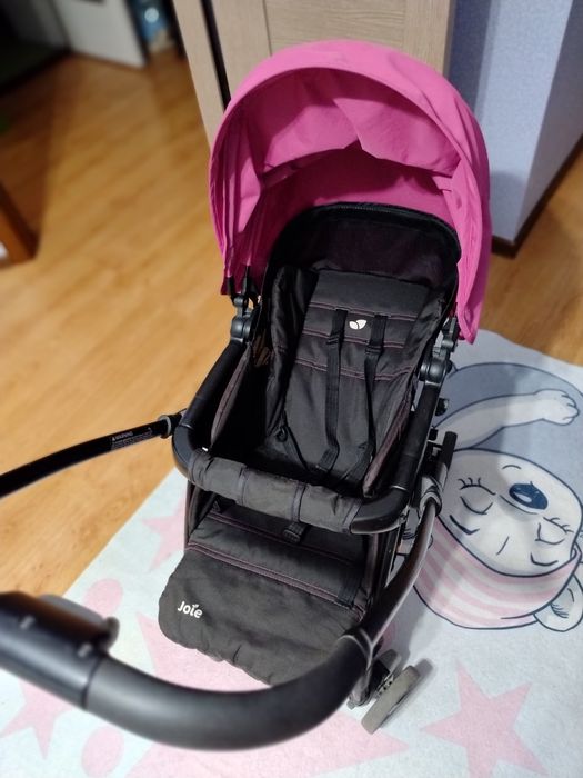 Лёгкая коляска Joie Mirus для девочки