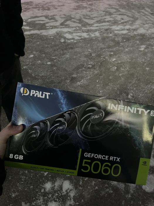 Продам Palit RTX 5060 Infinity 3 8GB