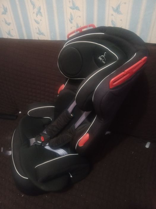 Продам детское автокресло